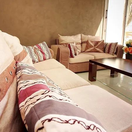 Panikos I Apartman *