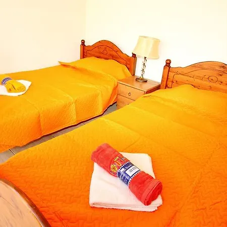 Panikos I * Lárnaka