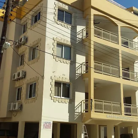 Panikos I Apartament Larnaca