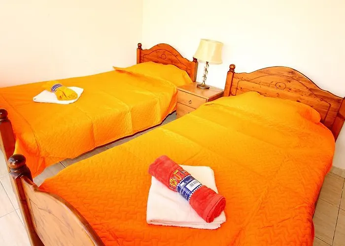 Panikos I * Lárnaca